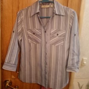 Women's half sleeve blouse